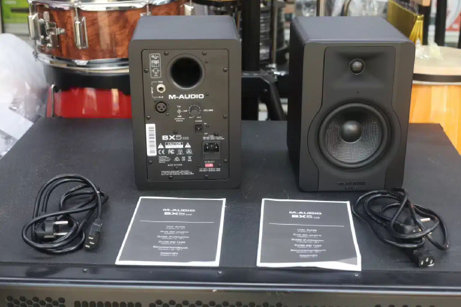 M audio BX5 D3 Powered Studio Reference 8 M-Audio BX5 D3 durability