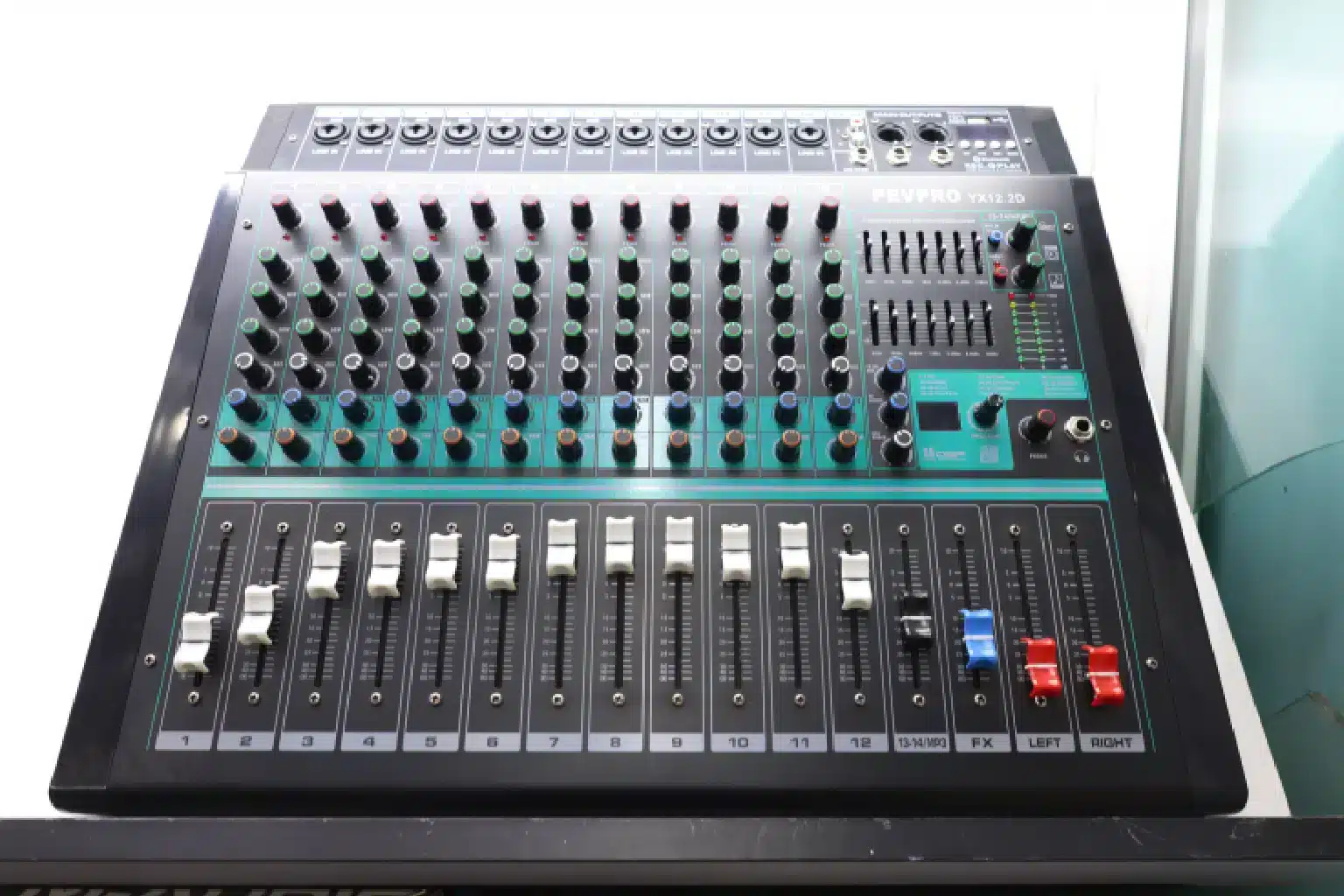 PEV PRO YX12.2D 12-channel Audio Mixer 9 YX12.2D performance