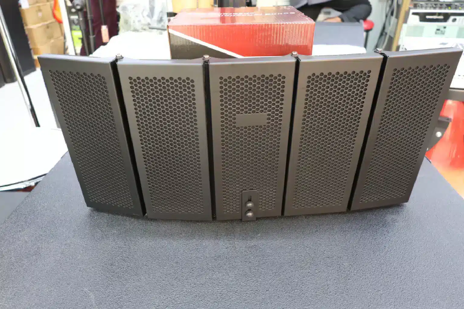 Sound Reflection Absorbing Wall 4 sound insulation panels