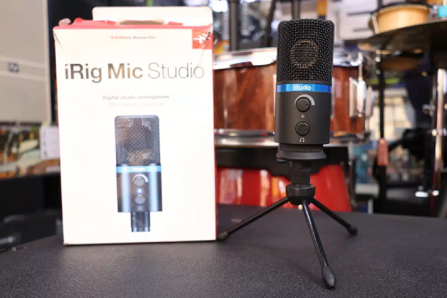 Irig Mic Studio 8 iRig Mic Studio for iOS