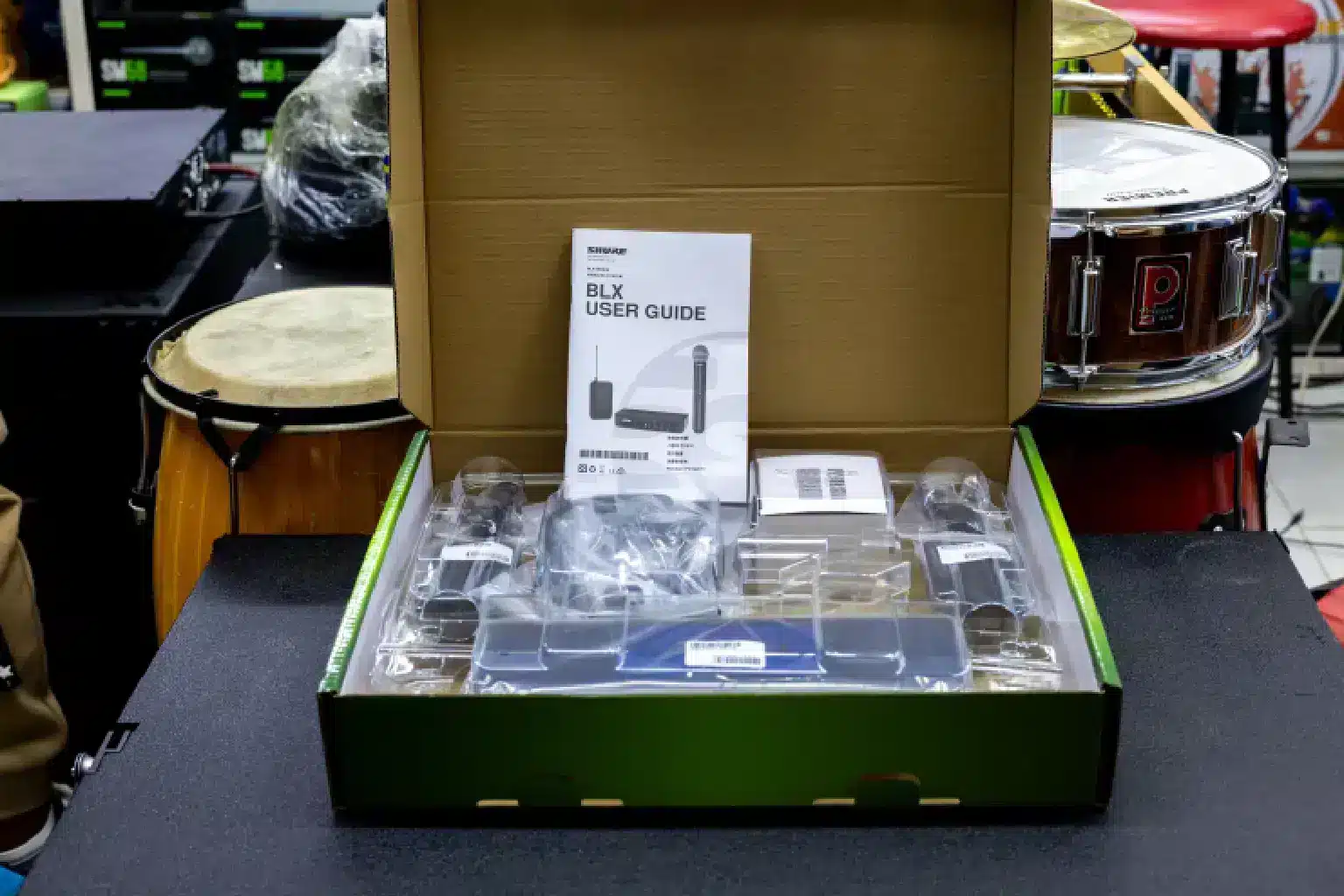 Shure SM35 Cardioid Condenser Headset Microphone 5 Cardioid Condenser Microphone
