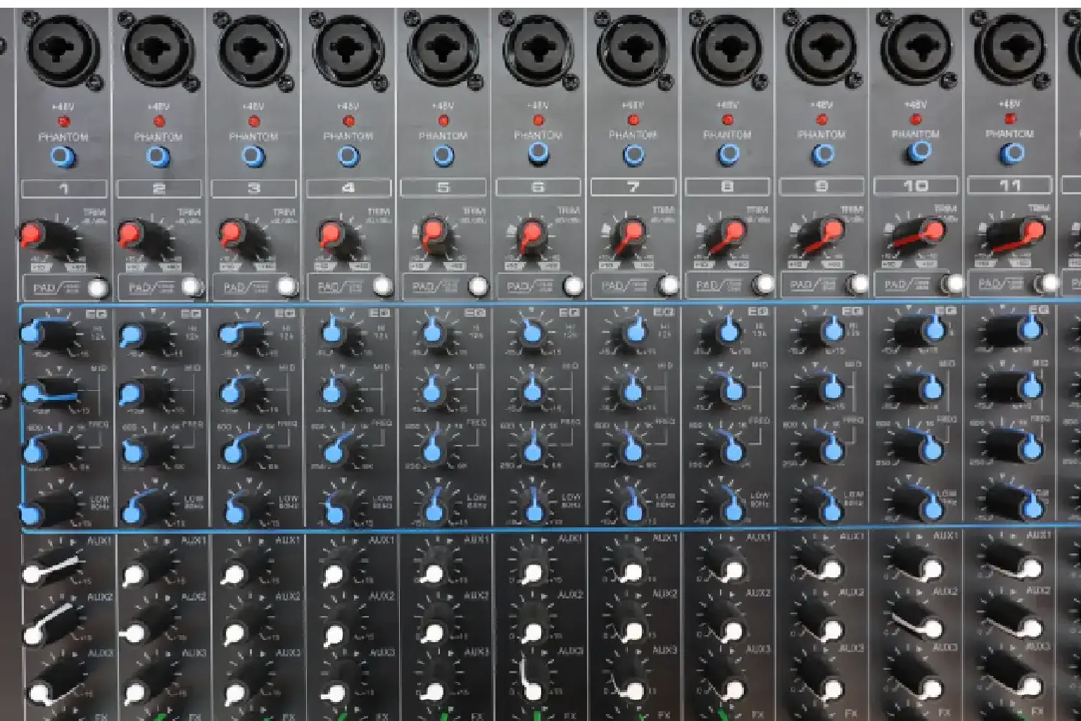 PEV Pro TFS 16 12-Channel Mixer 2 12-Channel Professional Mixer
