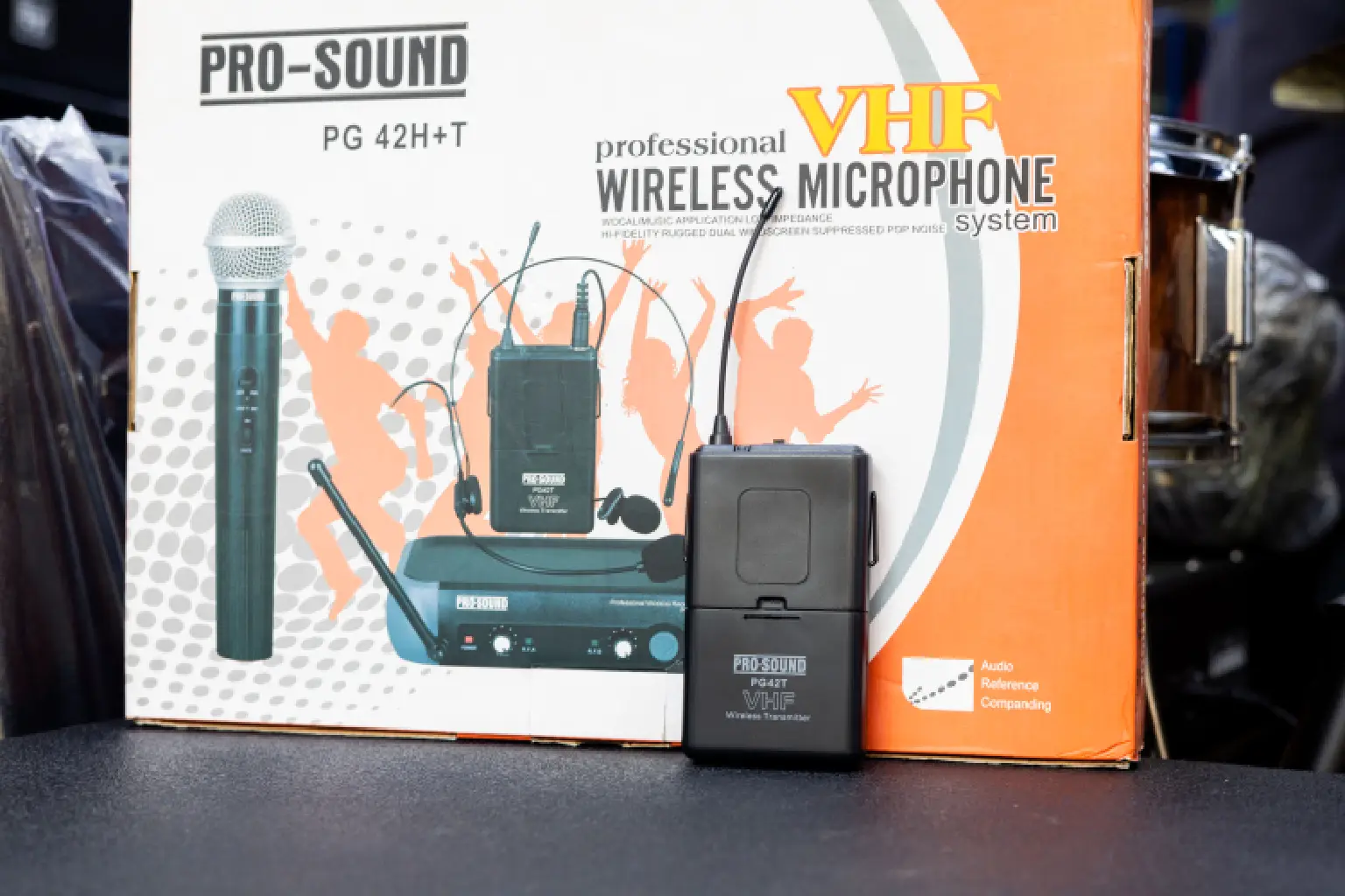 Pro Sound PG42H T +Professional Wireless Microphone VHF 6 wireless VHF microphone