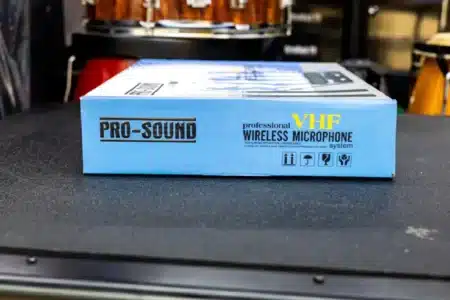 Pro Sound PG42H Professional-Grade Wireless VHF Microphone 7 wireless VHF microphone