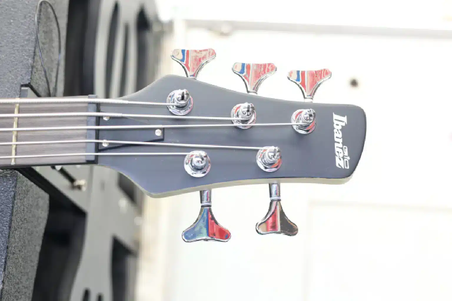 Ibanez GIO Bass 5-string Guitar (Passive) 5 Ibanez GIO Bass features,