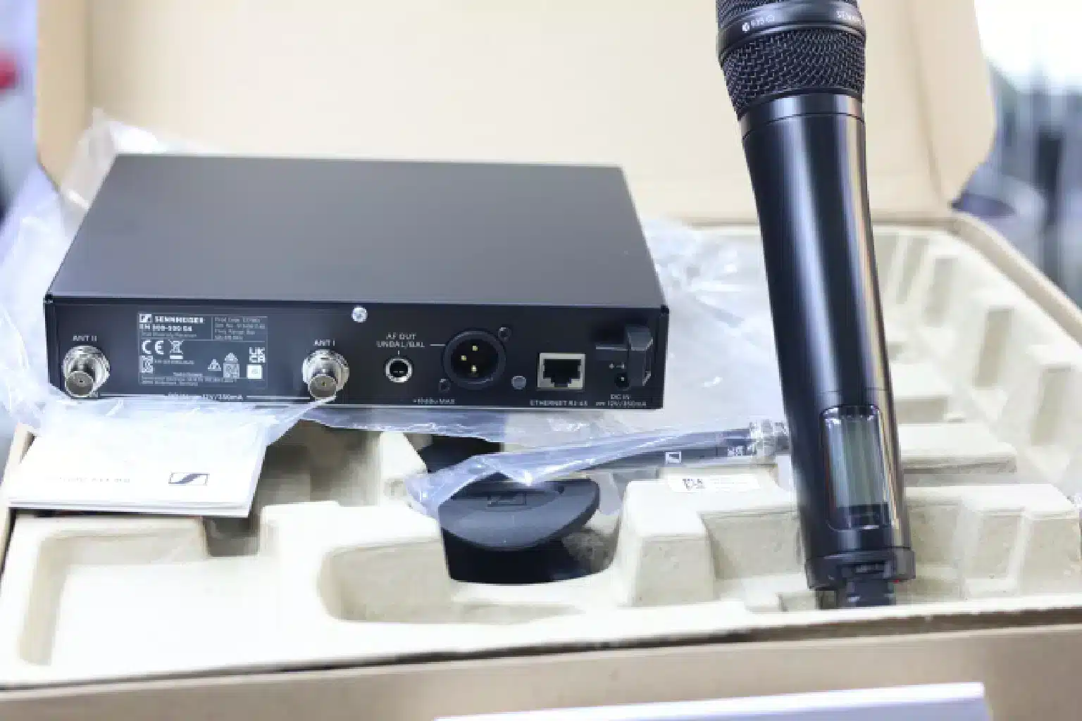Sennheiser ew 300-500 G4 Microphone 2 Sennheiser ew 300-500 G4 sound quality,