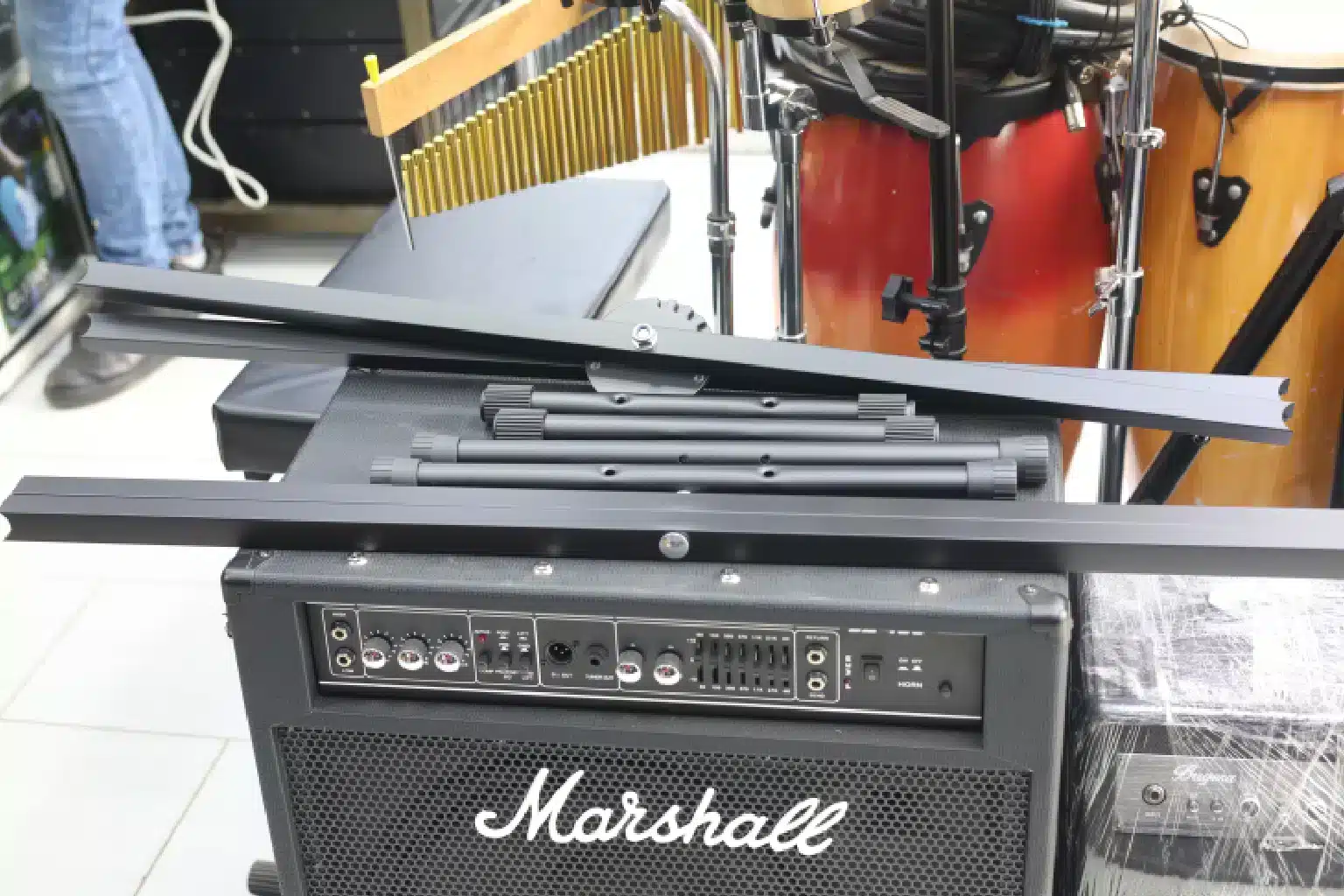 Keyboard Stand IS-622B 9 IS-622B foldable stand