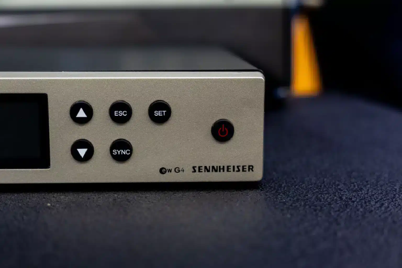 Sennheiser Evolution G4 Vocal Set EW 100 G935 1 professional-grade wireless microphone system