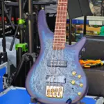 active bass guitar