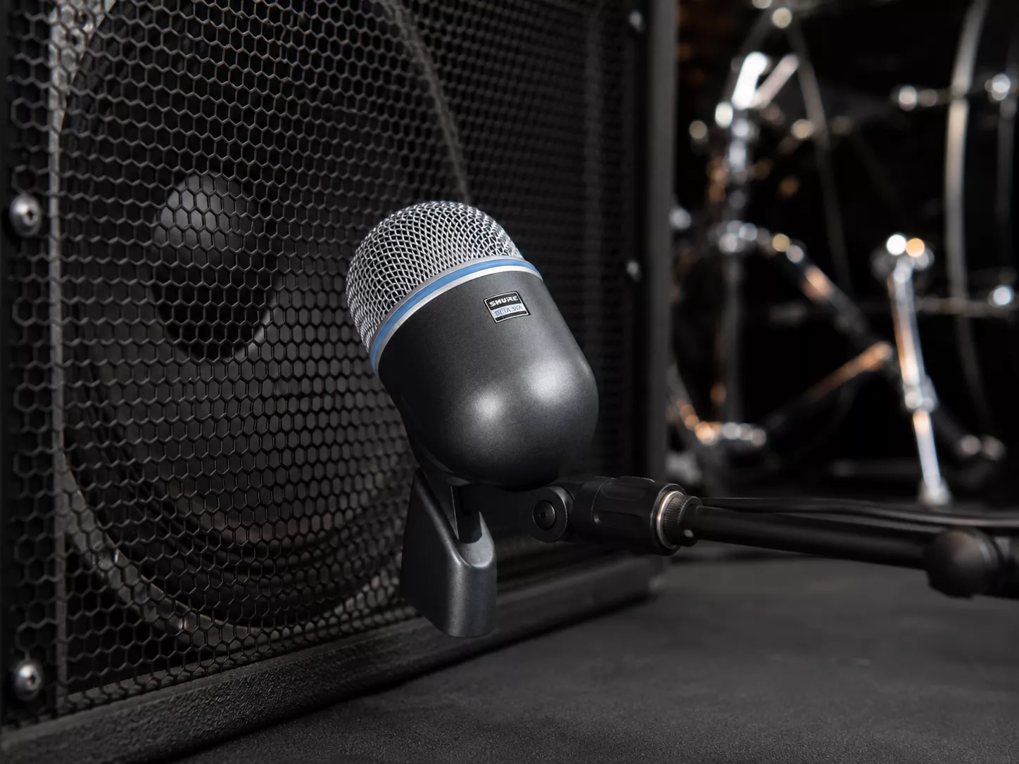 Shure BETA 52A church kick mic