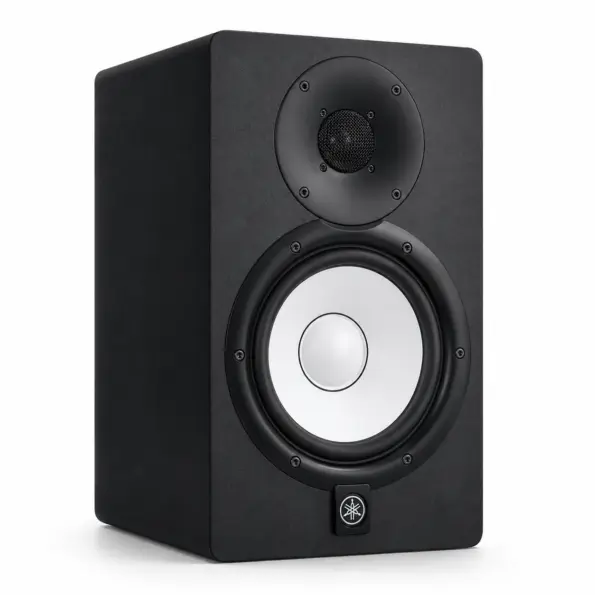 Yamaha HS7 6.5 inch studio monitor