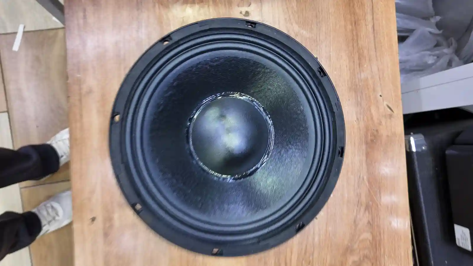 Derwel 10AH27 10-Inch Professional Loudspeaker – 600W Speaker Driver for Stage Monitors and PA Cabinets 17 Derwel 10AH27 event speaker