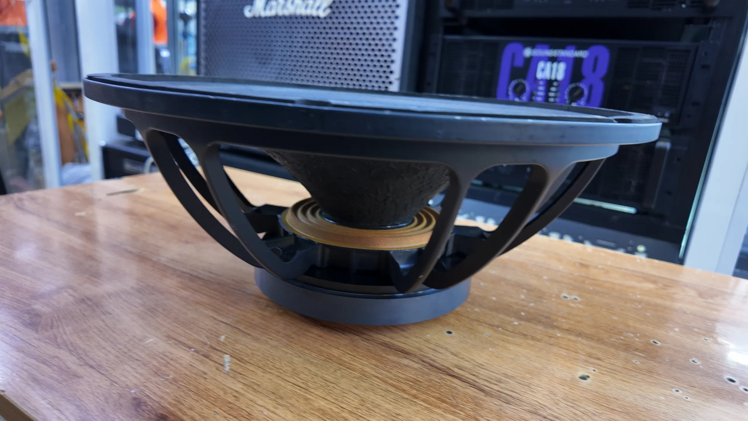 Derwel 15TBW76 Speaker Kenya