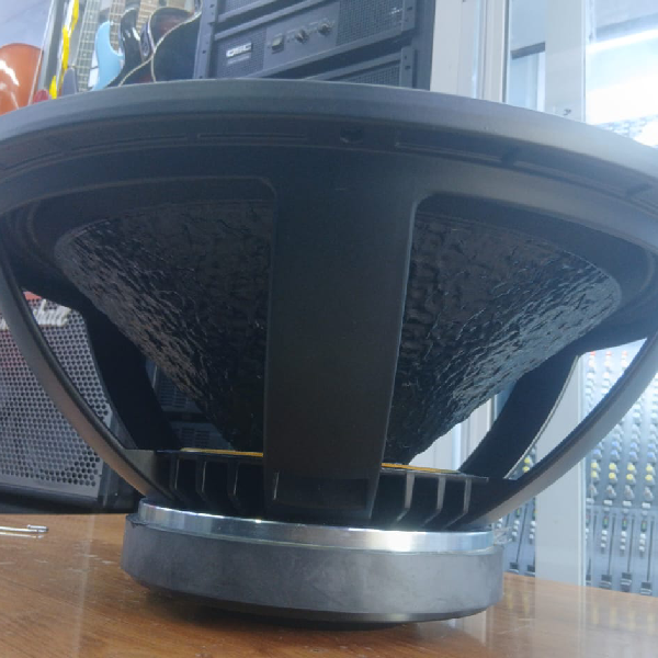 How to Build a Reliable Subwoofer System with the Derwel 18AH186 Professional Loudspeaker 9 Derwel 18AH186 Kenya