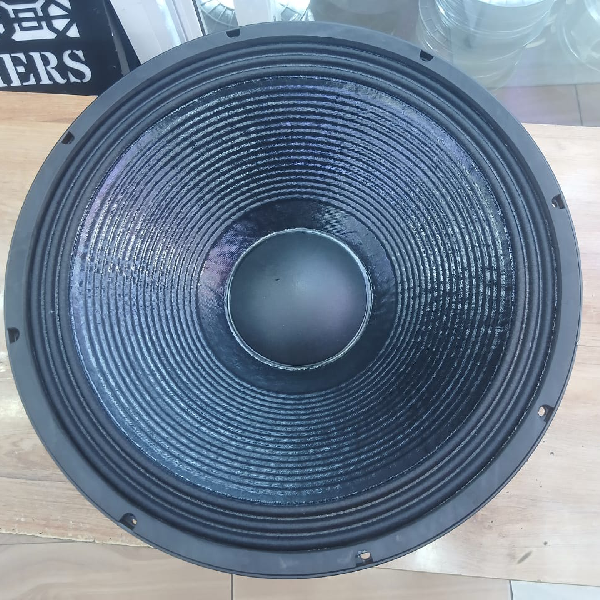 How to Build a Reliable Subwoofer System with the Derwel 18AH186 Professional Loudspeaker 6 Derwel 18AH186 Professional Loudspeaker
