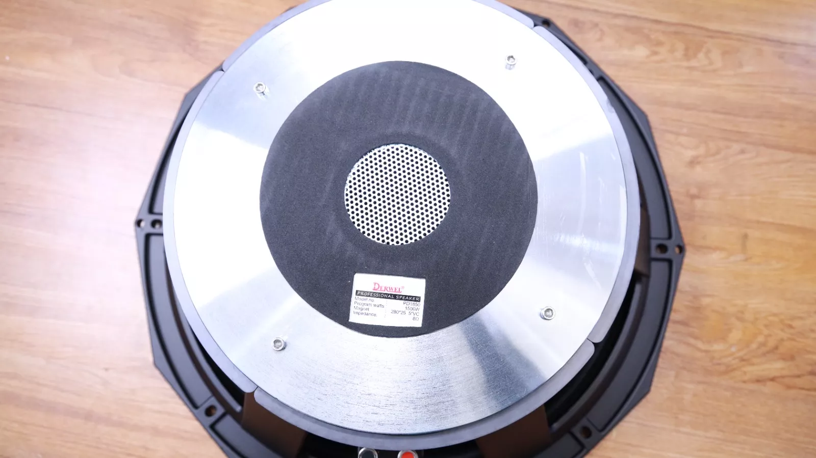 Derwel PD1850 Professional Speaker: A Smart Choice for Sound System Upgrades 19 Derwel PD1850 Professional Speaker Kenya