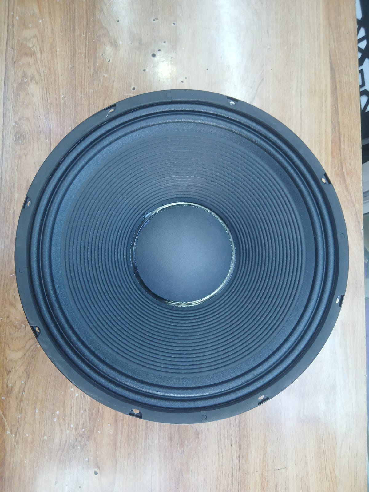 The Derwel RH127 12-Inch