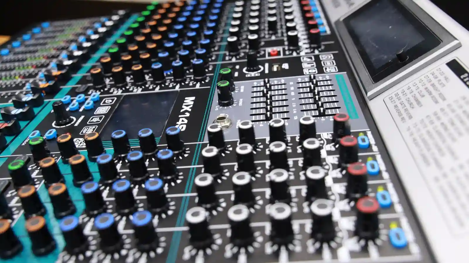 Thunder Sound MX14S Professional Mixer – 14 Channel Mixer for Churches, DJs, Studios and Live Events 17 Thunder Sound MX14S Kenya