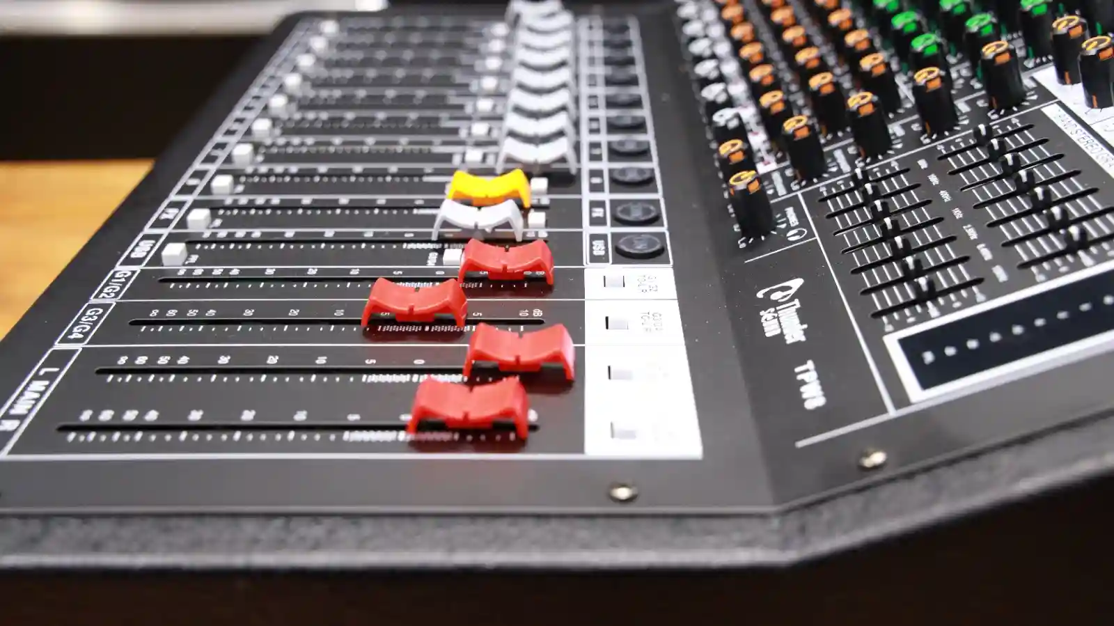 Thunder Sound TPW 8 price in Kenya